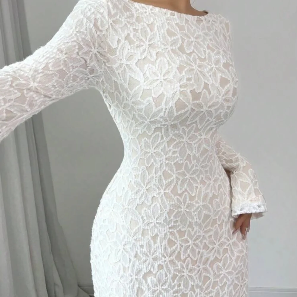 White dress sz M - Picture 3 of 8